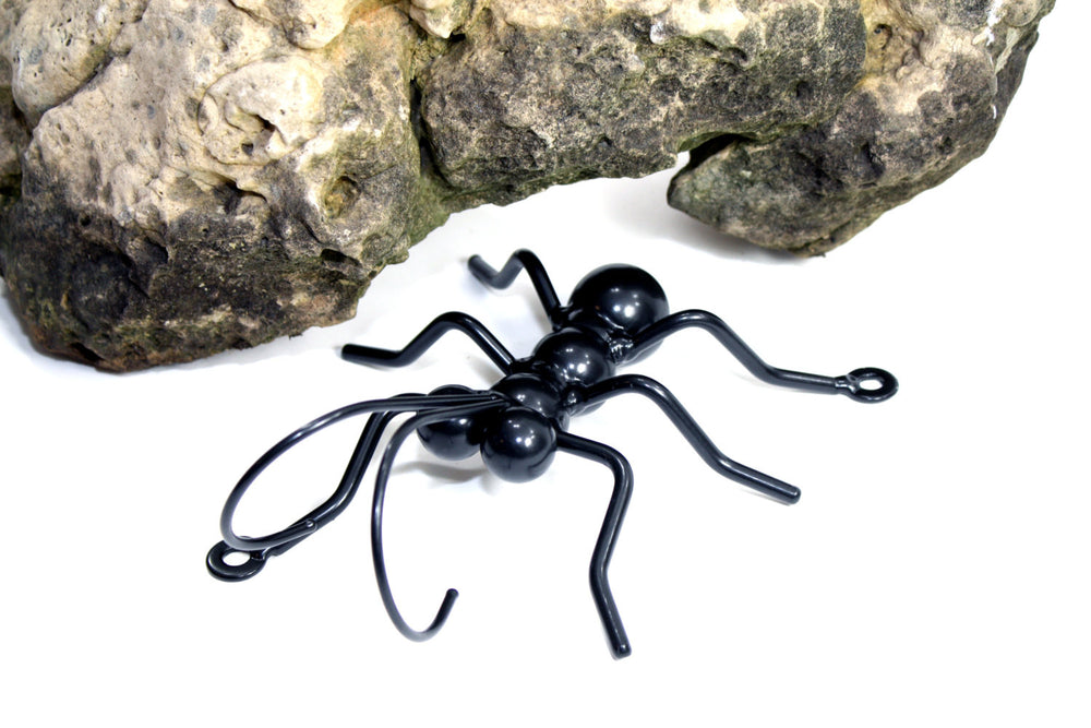 Wall Mounted Ant: Metal Art Ants For Fences Or Walls