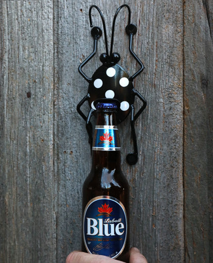 Bottle Opener For Walls: Metal Beer Bug Wall-mounted Bottle Openers