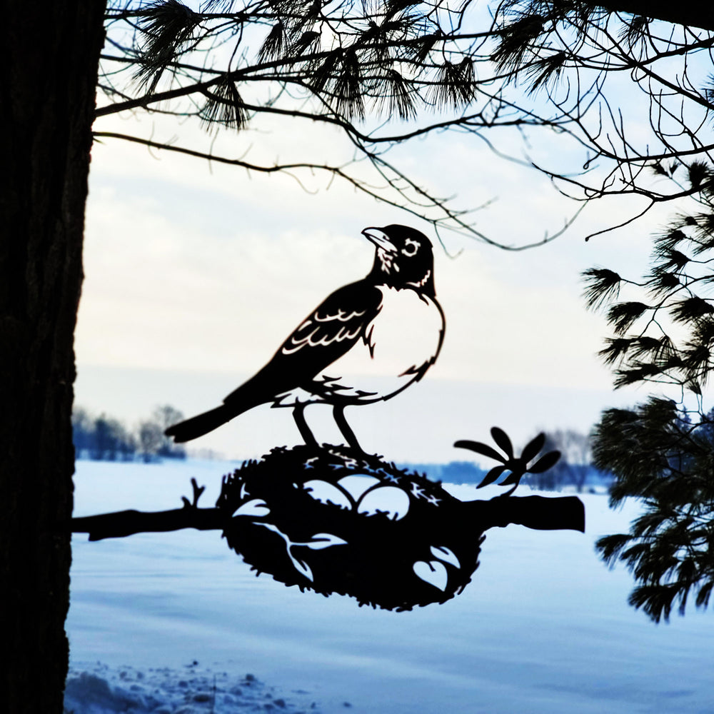 Robin Metal Bird With Nest Outdoor Décor | Practical Art
